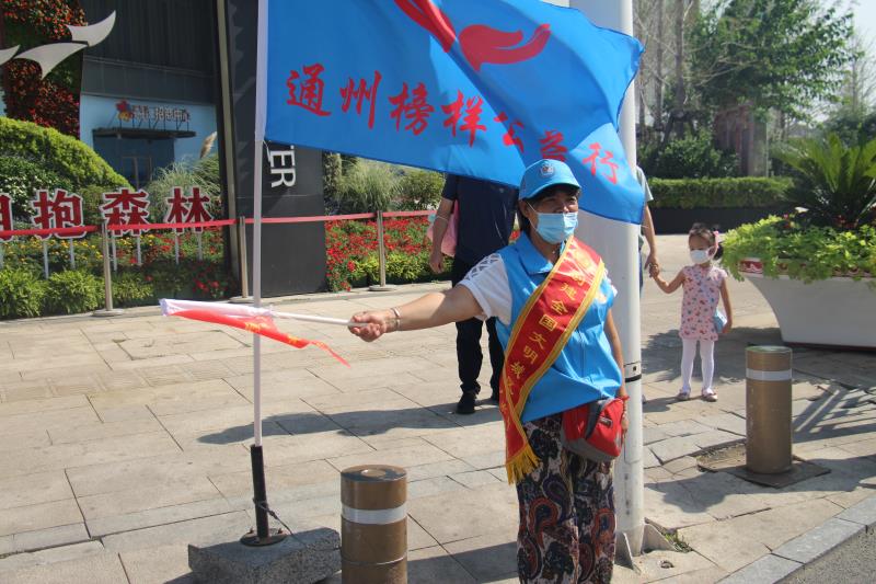 <strong>性爱《小片儿》</strong>